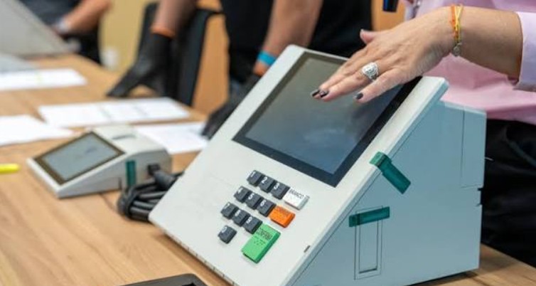 Voto em trânsito: eleitor tem até 20 de agosto para pedir mudança temporária do local de votação