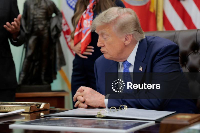 OMS defende calendário vacinal após Trump determinar redução do número de vacinas infantis