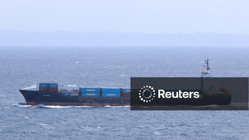 EUA disparam mísseis para neutralizar navio que violava bloqueio ao Irã