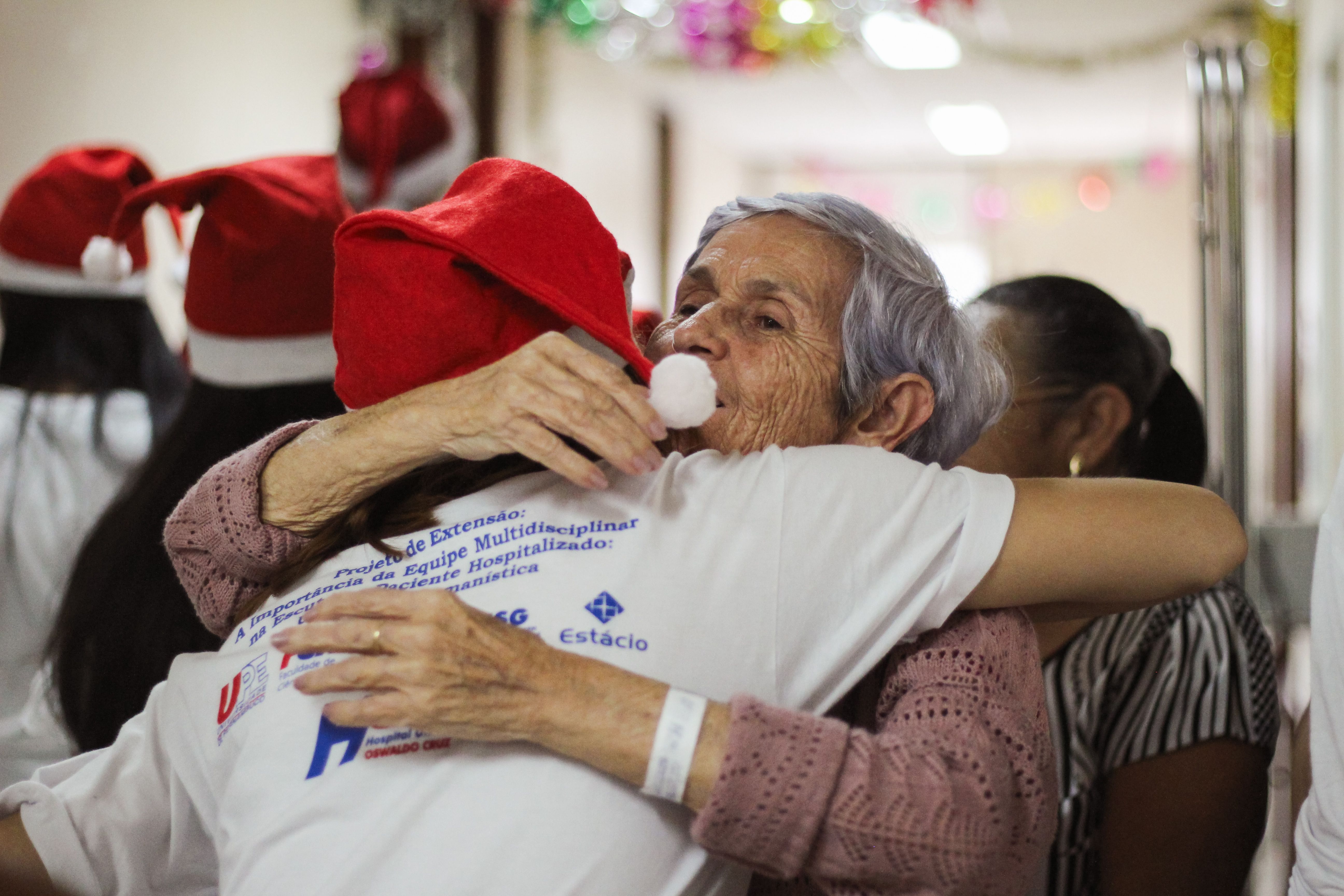 Rio passa a vacinar idosos de 85 anos ou mais com a Pneumo 20
