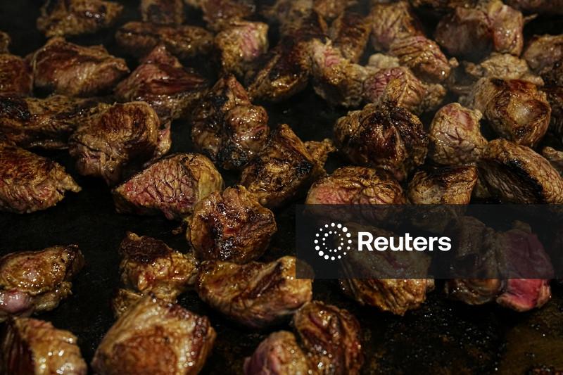 Brasil pode cumprir cota de carne bovina da China de 2027 até abril, avalia Abiec