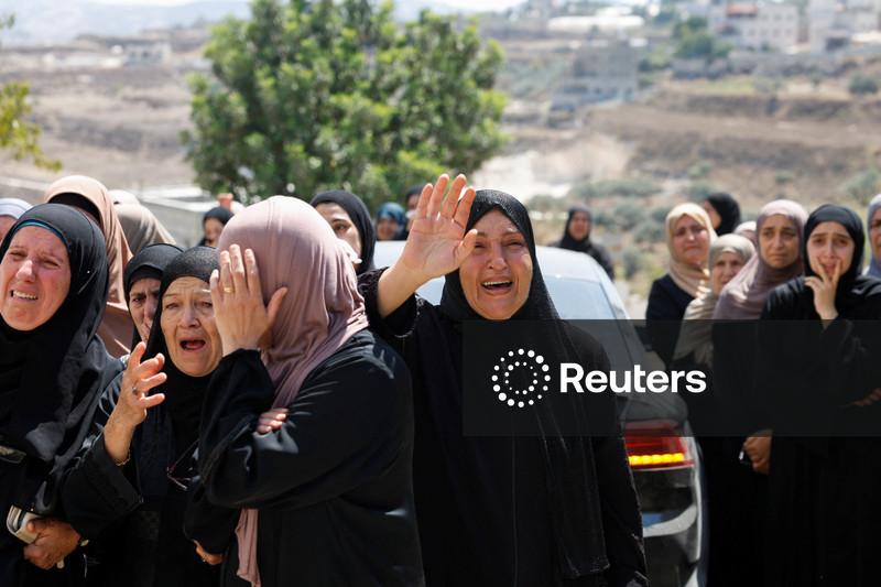 Dois palestinos são mortos e um israelense é esfaqueado em meio à violência na Cisjordânia