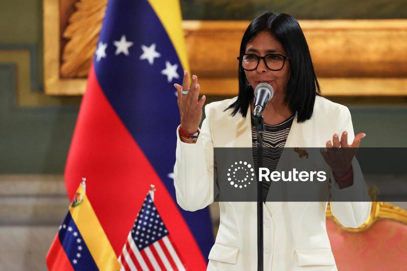 Trump se reunirá com presidente interina  da Venezuela em Nova York na terça-feira