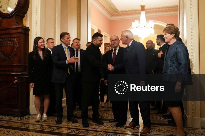 Rússia diz que novas sanções dos EUA, se sancionadas por Trump, dificultariam acordo de paz na Ucrânia