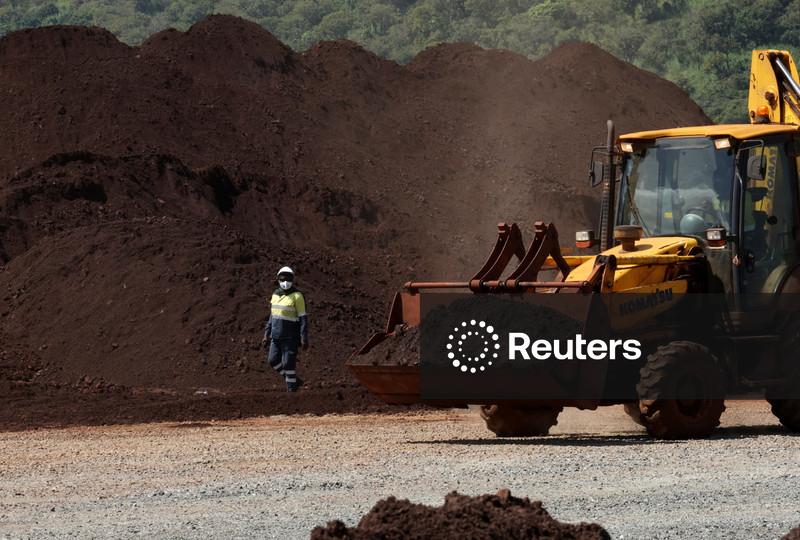 Minério de ferro sobe na semana com alta do frete transporte e queda dos estoques