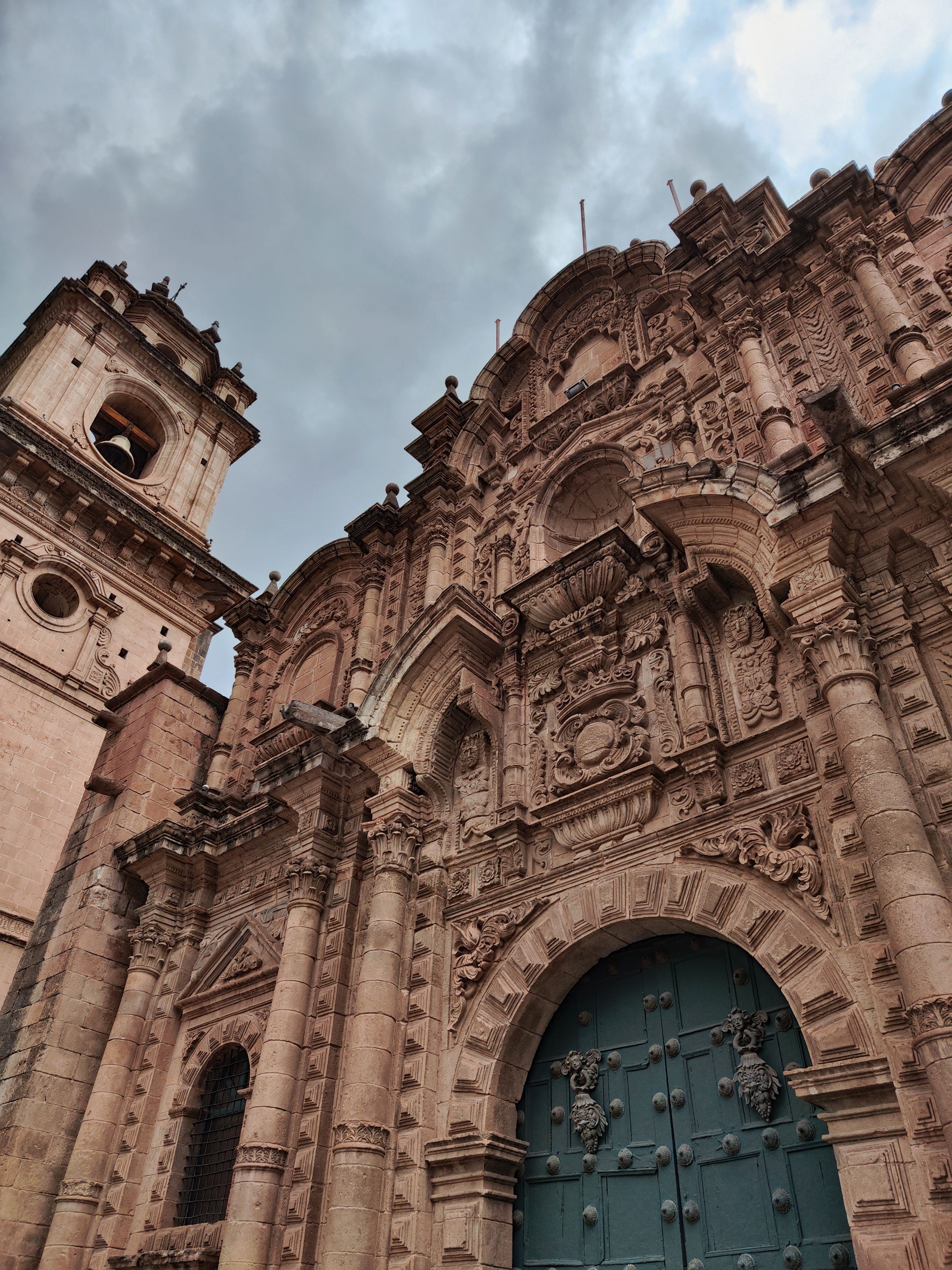 Há 114 anos, uma igreja do centro histórico de Manaus ganhou status que mudou sua função na cidade