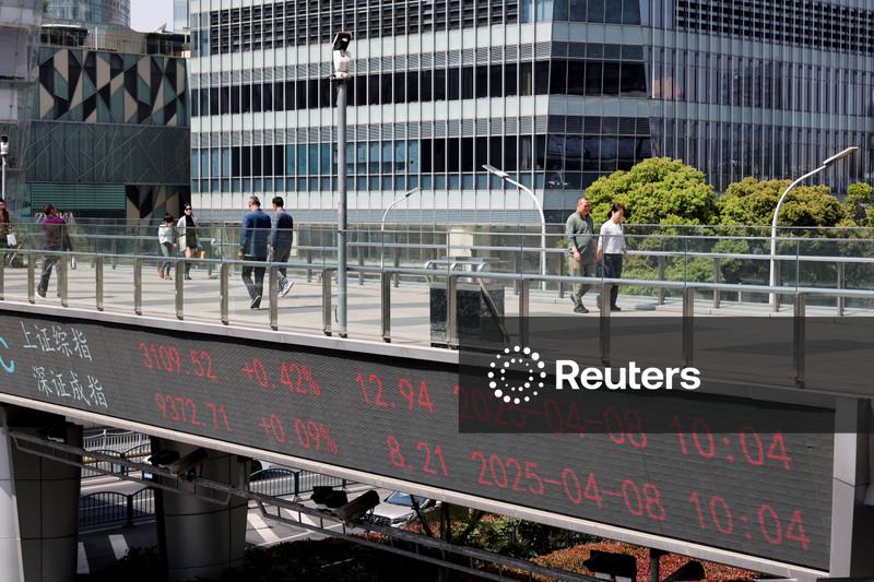 Ações da China encerram semana em baixa com perda de força da alta por IA