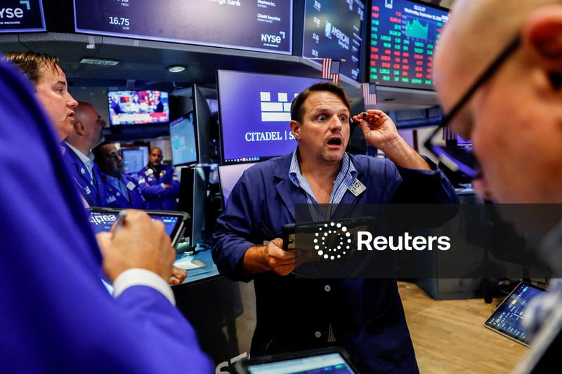 Wall Street recua com alta do petróleo por incerteza no Oriente Médio