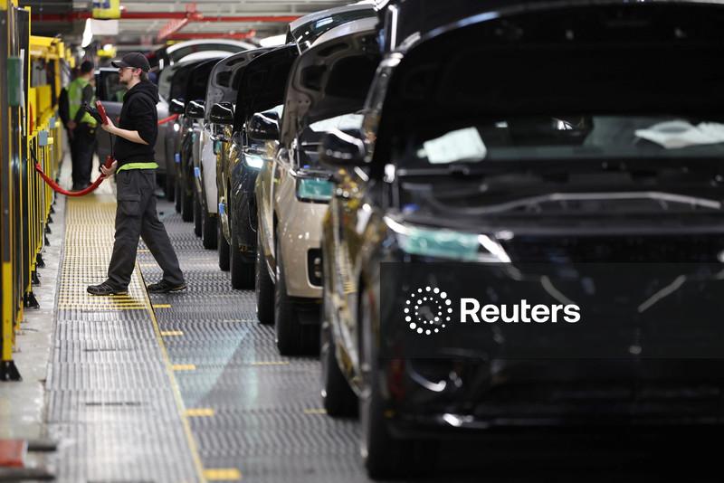 Jaguar Land Rover cortará quase 10% da força de trabalho em plano de recuperação