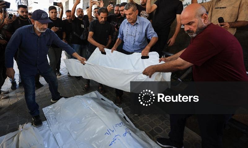 Ataque israelense mata pais e duas crianças em Gaza, dizem equipes médicas
