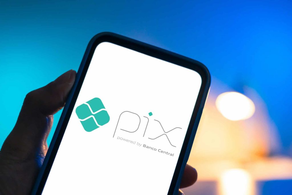 Pix despenca após proibição das bets e valor movimentado cai mais de 15% em três dias