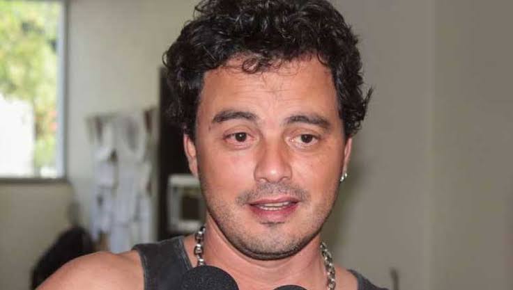 Porque Renner não estava no helicóptero? Entenda