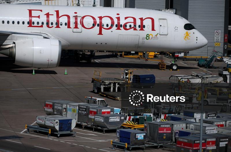Ethiopian Airlines adia por alguns meses pedido de aviões