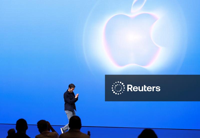 Apple lança telefone dobrável Duo, com formato de passaporte