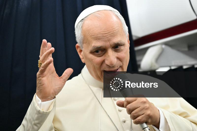 Papa Leão diz que preocupações com fim do mundo causado pela IA não são “fake news”