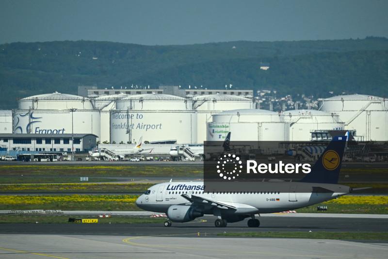 CEO da Lufthansa afirma que custo com  combustível de aviação superará  previsão de 1,5 bi de euros