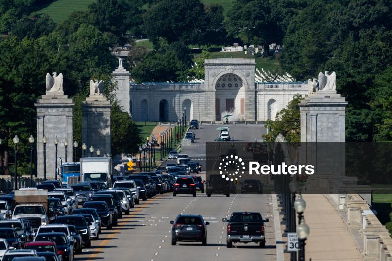 Trump vai usar arco de Washington como complexo militar para drones e atiradores de elite