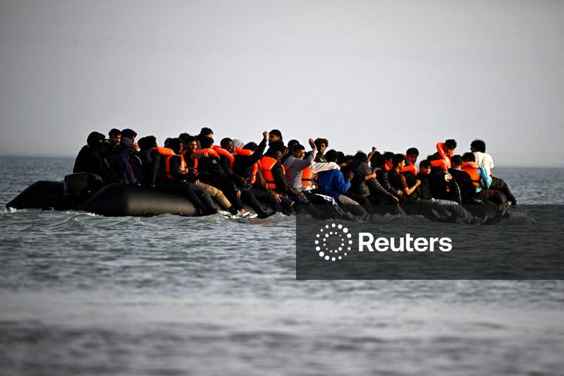 Cinco países europeus buscam acordos para enviar imigrantes para fora da UE