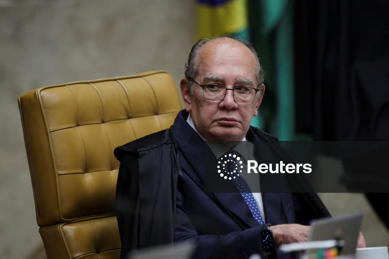 Reajuste do Bolsa Família não fere lei eleitoral, decide Gilmar Mendes, do STF