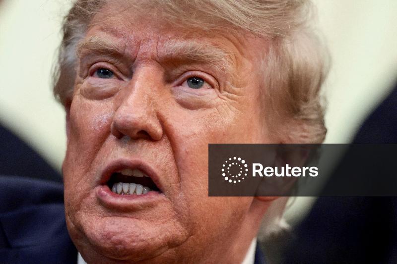 Trump diz que decidirá se EUA buscarão acordo com Irã