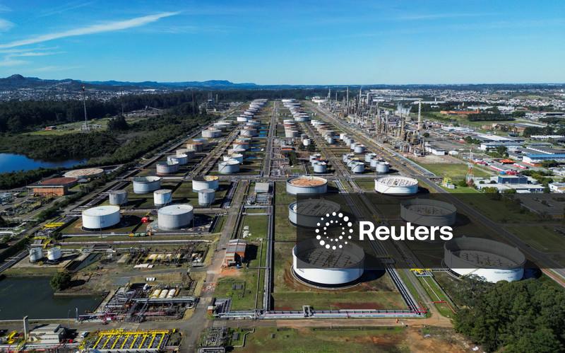 Risco de restrição pontual de diesel volta ao radar no Brasil diante de defasagem da Petrobras