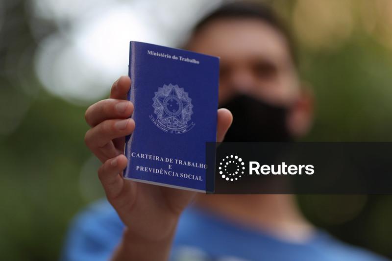 Brasil abre 165.827 vagas formais de trabalho em agosto, acima do esperado