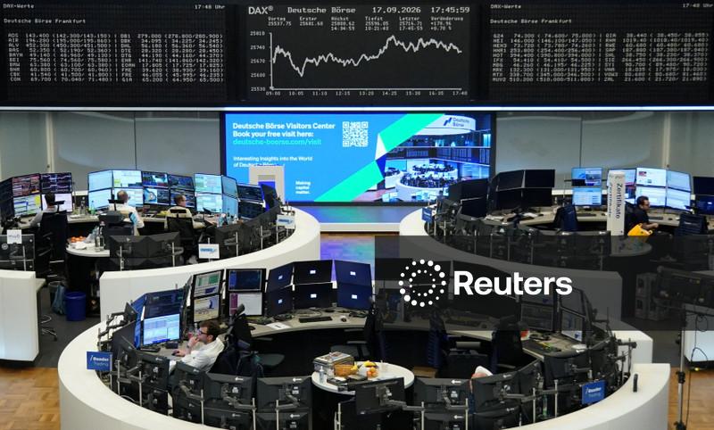 Índice europeu STOXX 600 recua com liquidação em setores automotivo e de telecomunicações