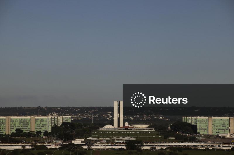 Governo reduz previsão de congelamento de verbas de ministérios a R$16,1 bi