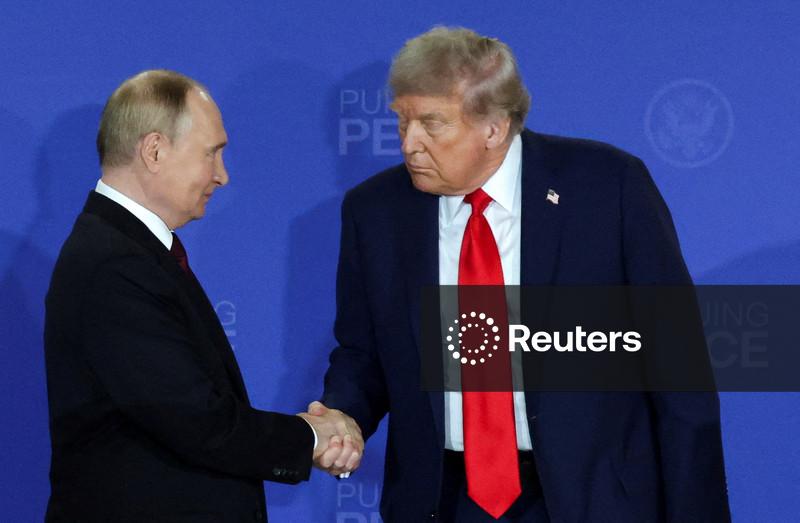 Enviado de Putin e autoridades dos EUA discutiram guerra na Ucrânia e iniciativas no setor de energia, diz fonte norte-americana