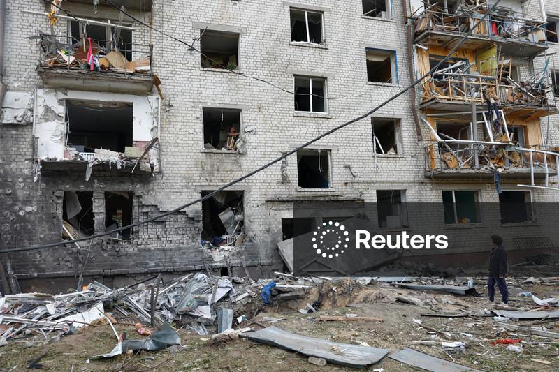 Ataques aéreos russos matam 12 pessoas na região de Kiev no sexto dia de ataques