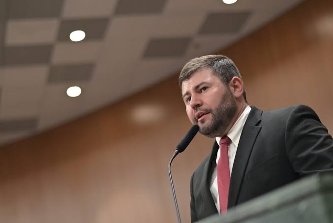 Deputado estadual Amilton Filho morre aos 41 anos em acidente de carro em Goiás