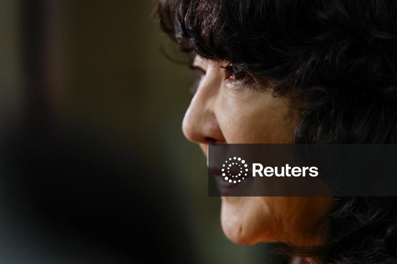 Ministra das Finanças do Japão diz que princípios da intervenção cambial com EUA continuam em vigor