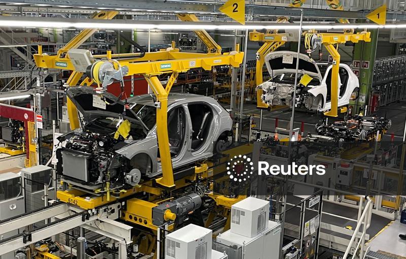 Crescimento da indústria na zona do euro atinge máxima em mais de quatro anos em agosto, mostra PMI