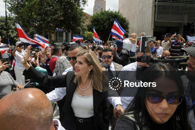 Presidente da Costa Rica diz que presença de forças norte-americanas seria benéfica para segurança nacional