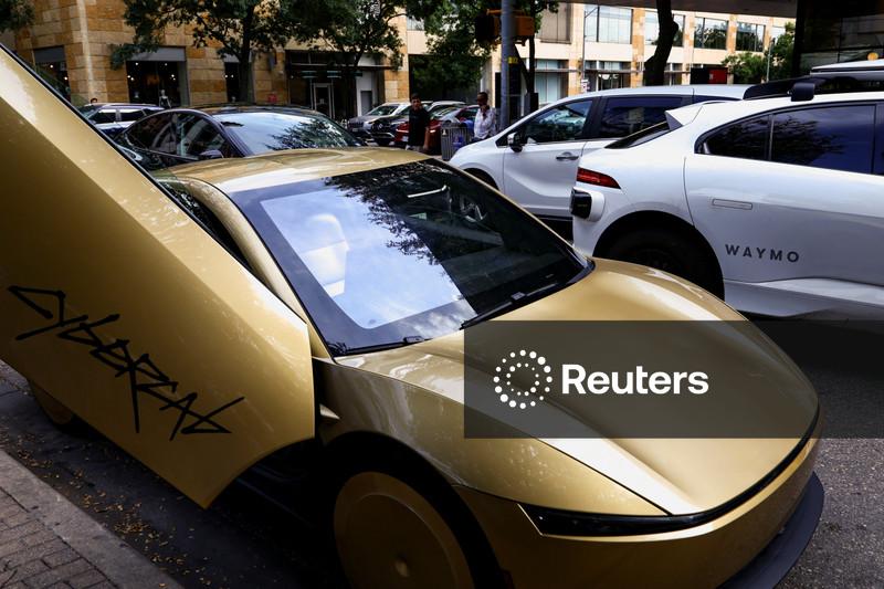 EUA iniciam investigação sobre táxis da Tesla