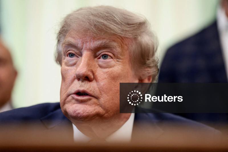 Trump critica juízes da Suprema Corte dos EUA após decisão sobre voto por correio