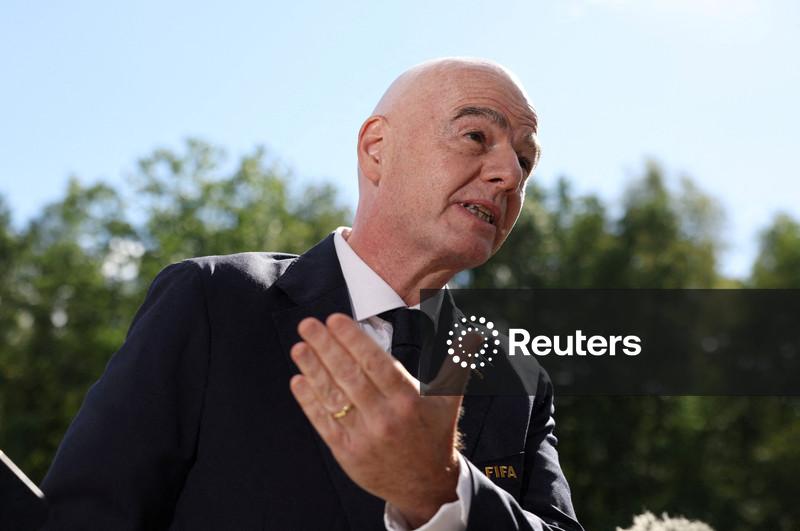 Carta de Infantino é manobra para reeleição, diz presidente da Federação Alemã de Futebol