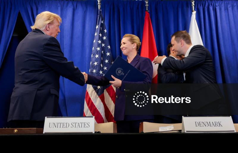 Trump, Groenlândia e Dinamarca assinam acordo na tentativa de pôr fim a impasse no Ártico