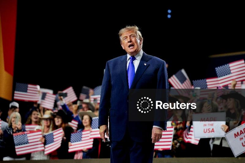 Trump oferece US$5.000 a cada norte-americano se republicanos vencerem eleições legislativas de meio de mandato