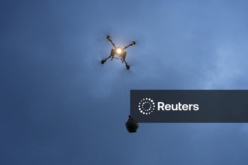 Nepal recorre a drones para distribuir ajuda humanitária às vítimas das enchentes