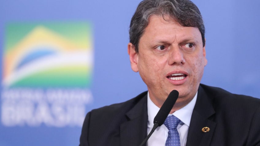Tarcísio: STF está 'batendo cabeça' e não está conseguindo garantir segurança jurídica