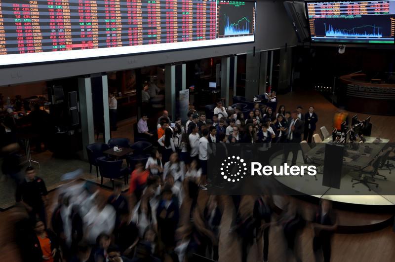 Ibovespa recua na abertura com investidor à espera de decisões de juros