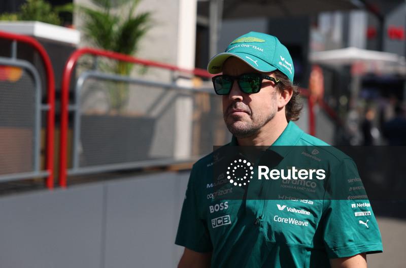 Alonso permanece na Aston Martin para 2027