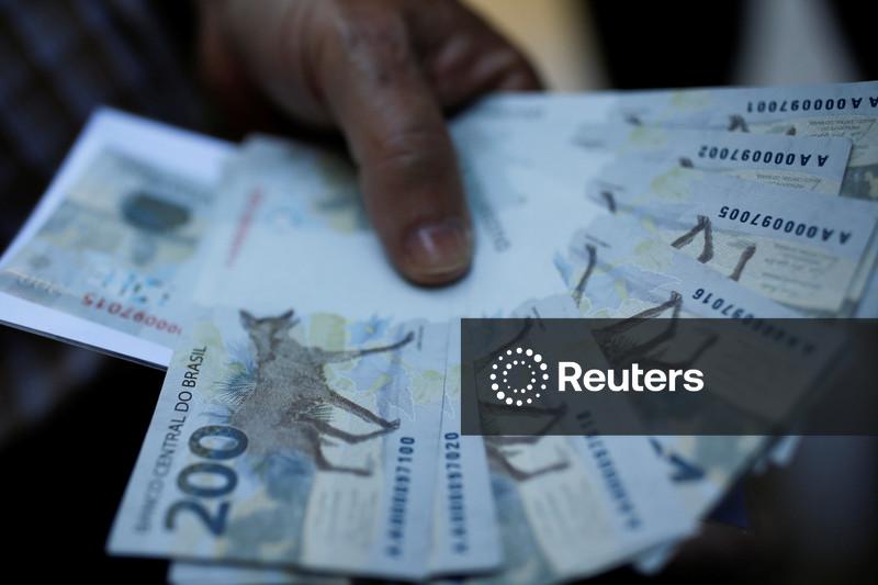 Estoque de crédito no Brasil sobe 0,5% em Agosto, diz BC