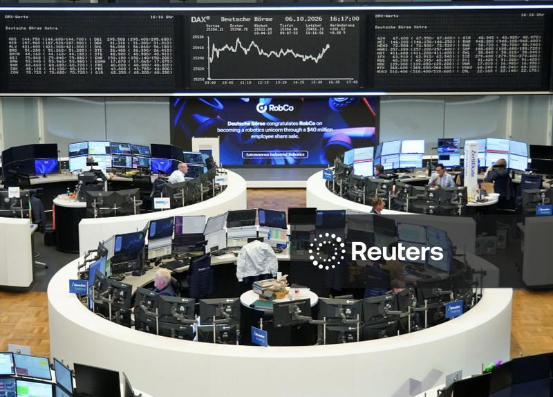 Ações europeias caem com onda de vendas no setor de chips