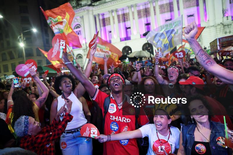 Datafolha projeta Lula reeleito presidente