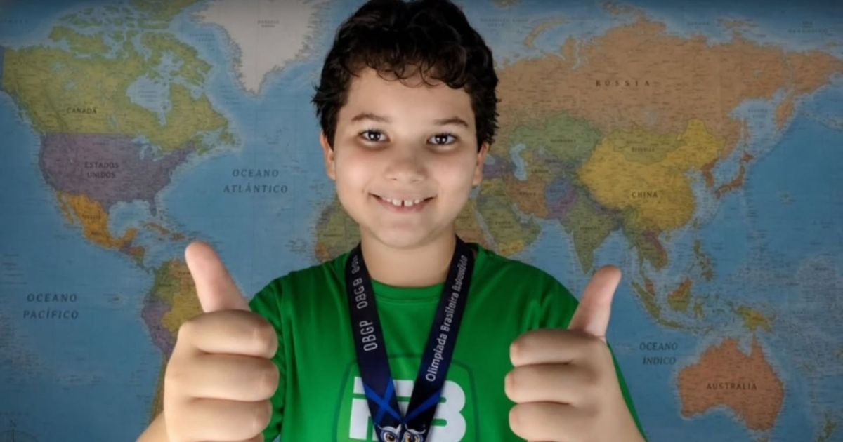 Menino de 10 anos da Bahia é aprovado em 3º lugar no vestibular de Engenharia Mecânica no Ceará