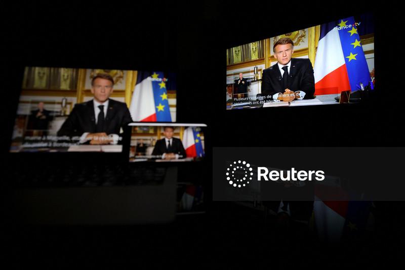Macron condena cenas “chocantes” de violência em toda a França
