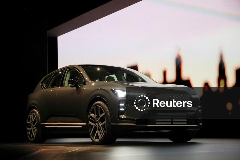 Ações da Volvo Cars despencam após prejuízo; mais 2.500 empregos serão cortados