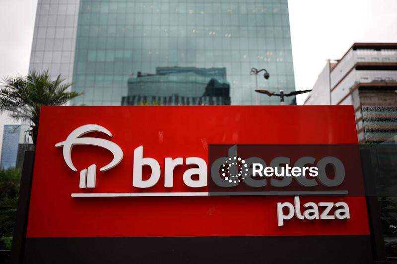 Bradesco vê pressão em inadimplência no mercado, mas está seguro com portfólio de crédito do banco, diz CEO
